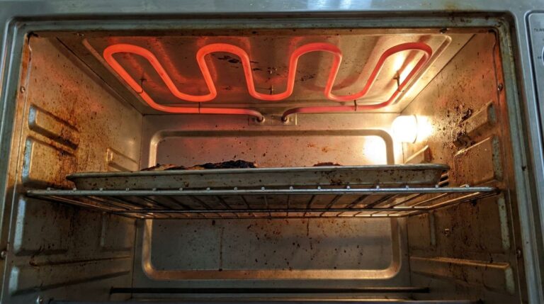 Oven Broiler Not Working? Causes and How to Fix It